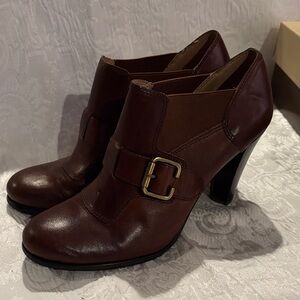 NEW Franco Sarto Women's Dark Brown Ankle Booties